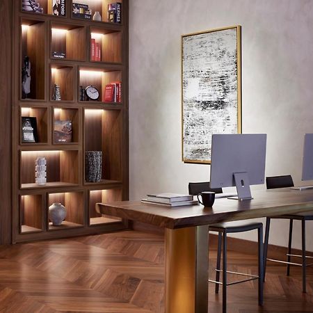 Movenpick Jumeirah Village Triangle Dubaï Extérieur photo The library at the hotel