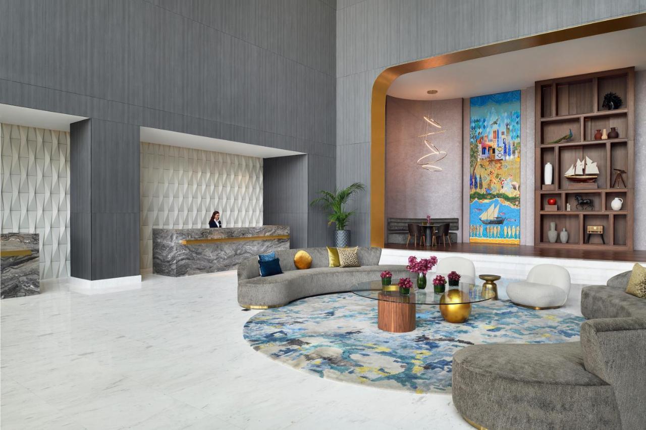 Movenpick Jumeirah Village Triangle Dubaï Extérieur photo The lobby of the hotel